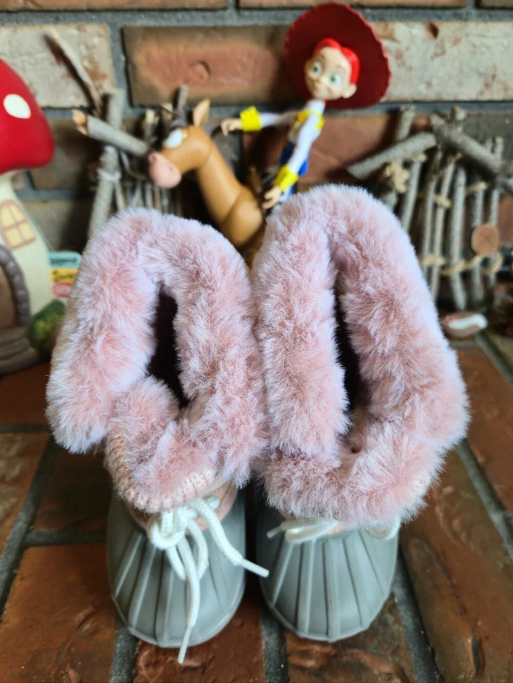 London Fog Icelyn Snow Boots